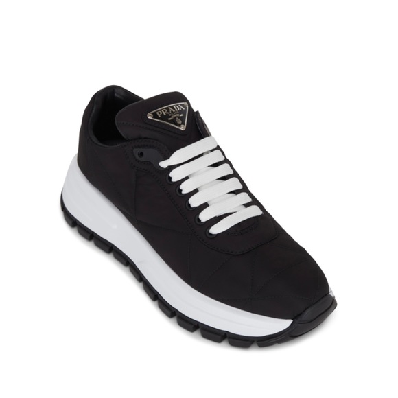 Prada Prax 01 Low Top Sneaker Women’s EU 37.5/ US 7.5 $925. Pre-Owned. No Box. - Picture 1 of 8
